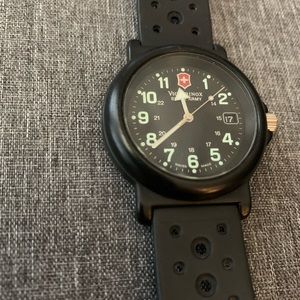 Victorinox Swiss Field / Renegade/ Watch